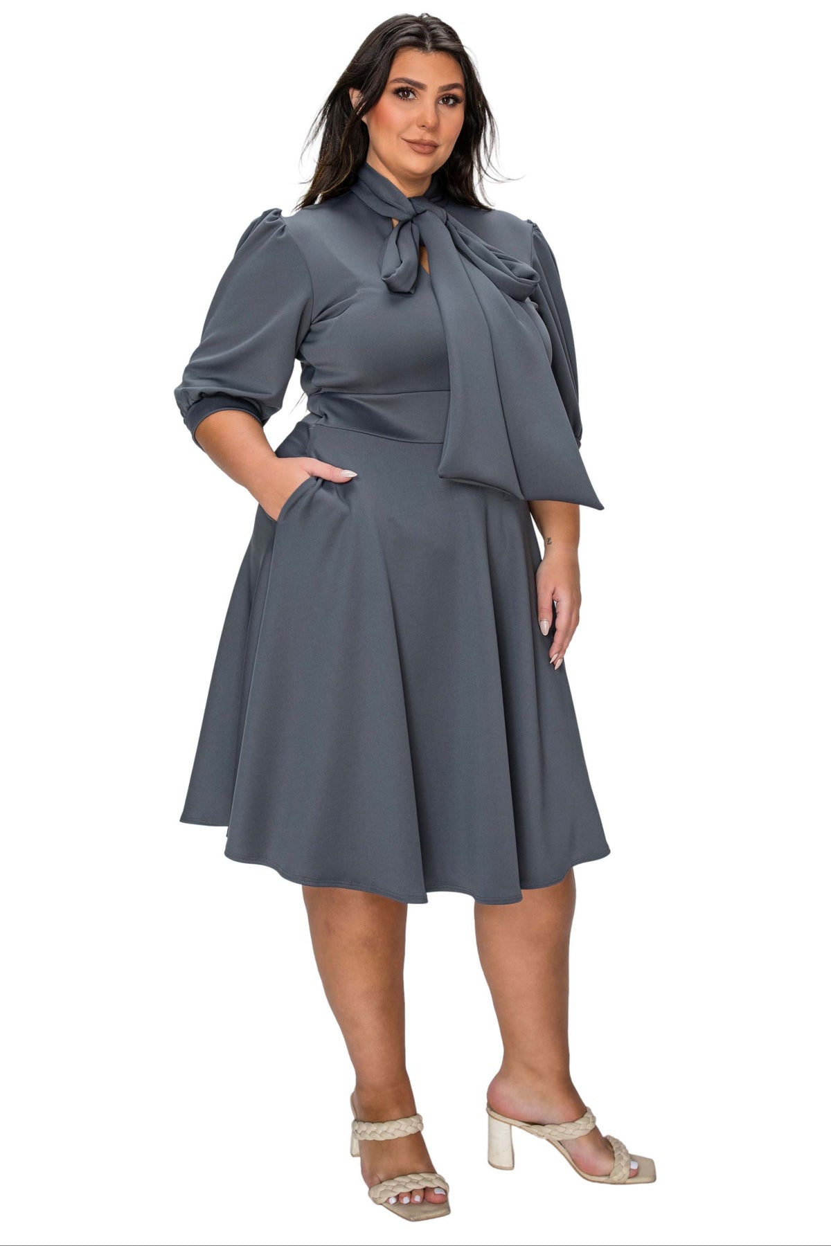 Carina Donna Flare Dress w/ Pockets