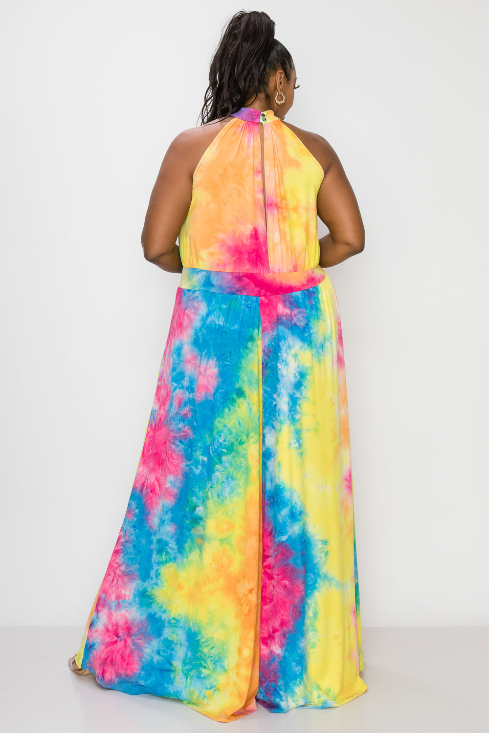 livd plus size boutique halter neck maxi dress in tie dye